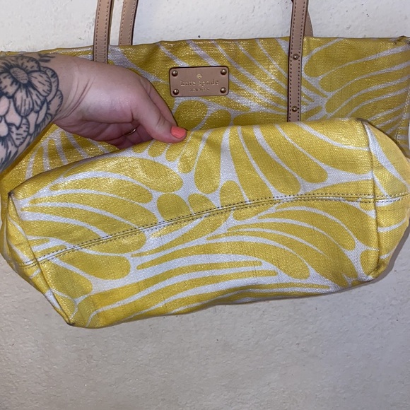 Kate spade vinyl grant street Jules tote bag - Picture 13 of 13